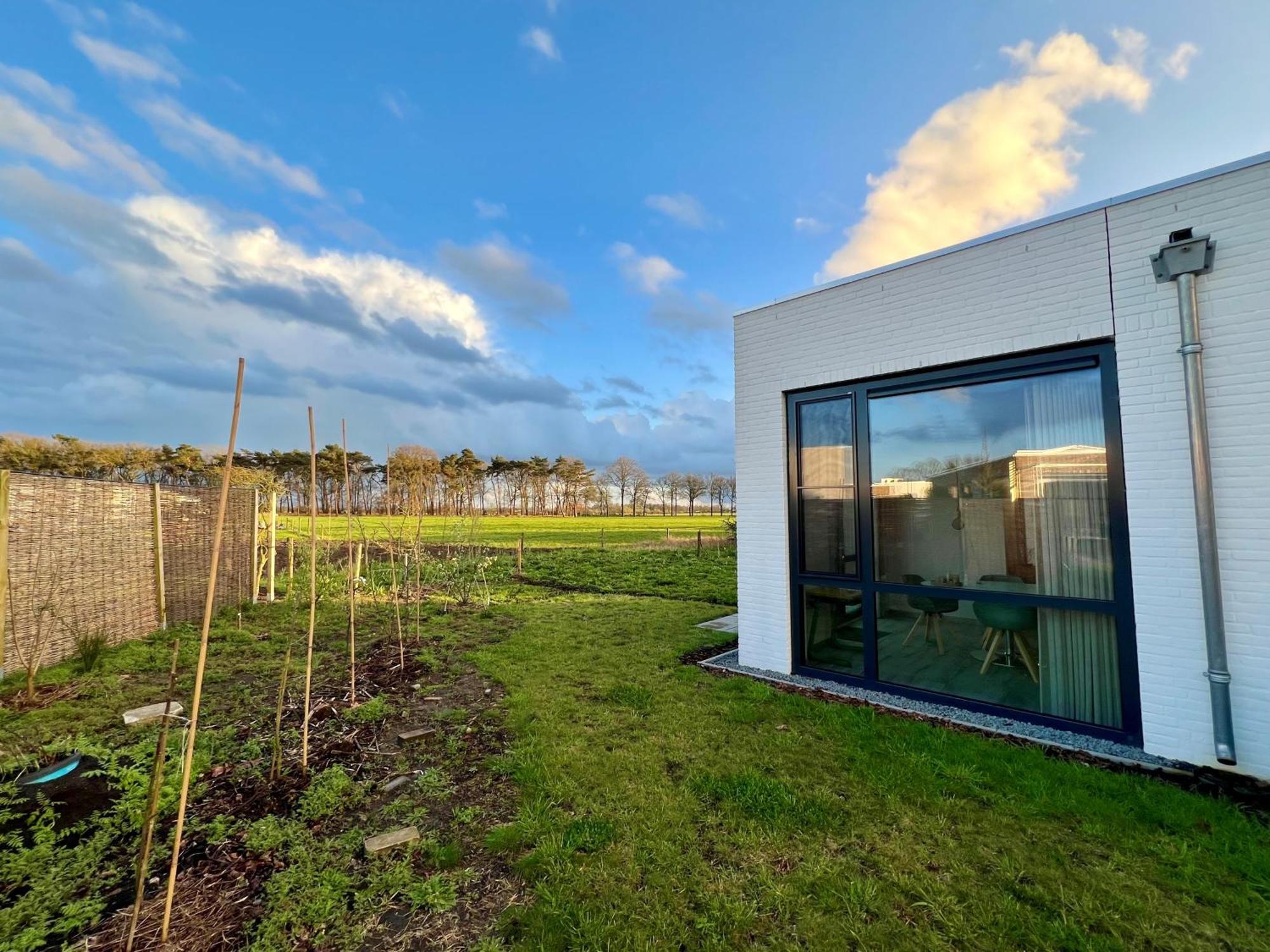 Weidezicht Villa Cromvoirt ภายนอก รูปภาพ